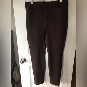 Old Navy pixie pants.  Brown size 14.